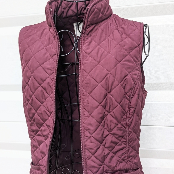 Van Hausen Burgundy Quilted Vest XS - Picture 3 of 4